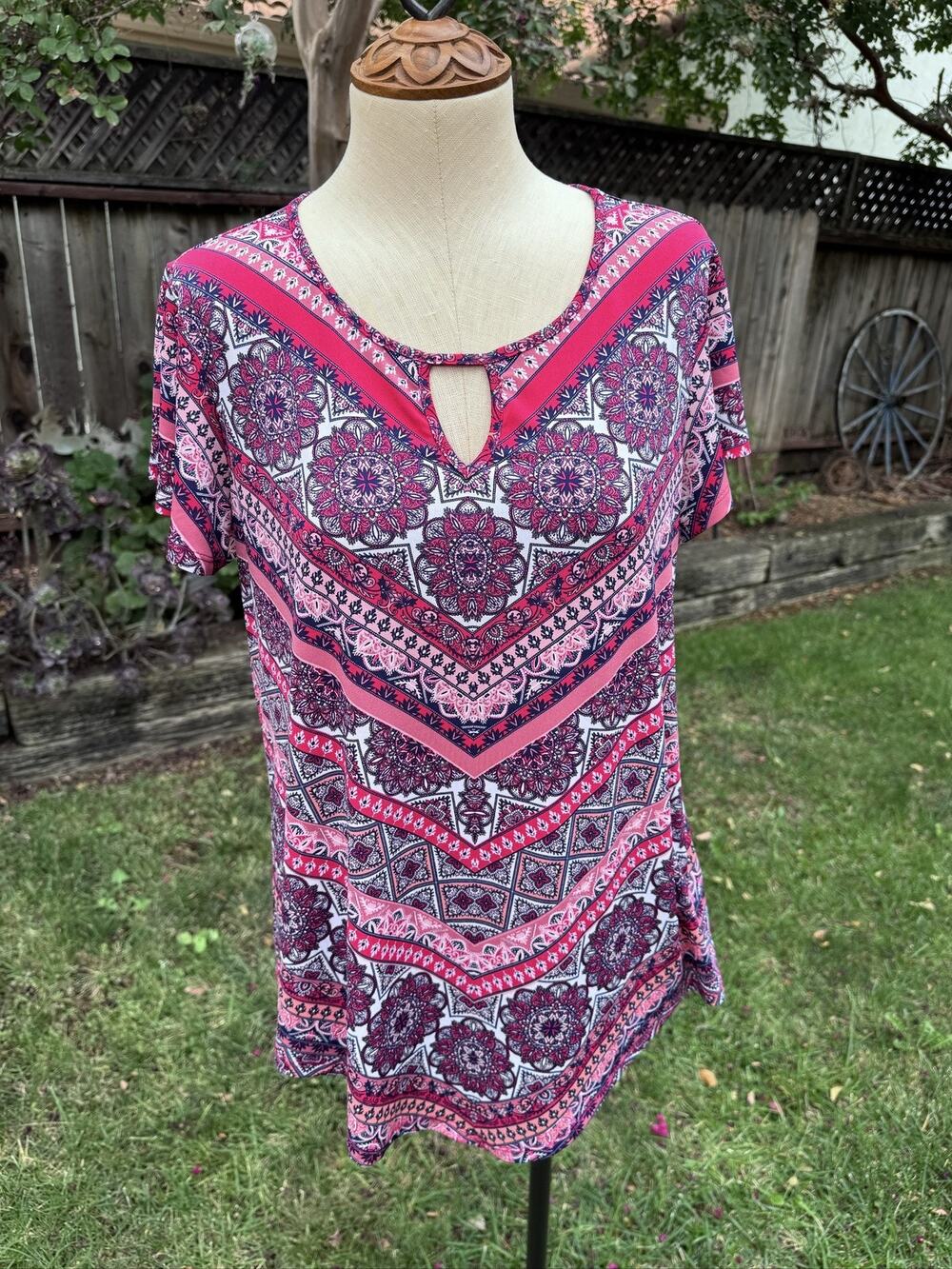 Westport Women's Petite L Top Short Sleeve Keyhole Back Knit Multicolor Stretch